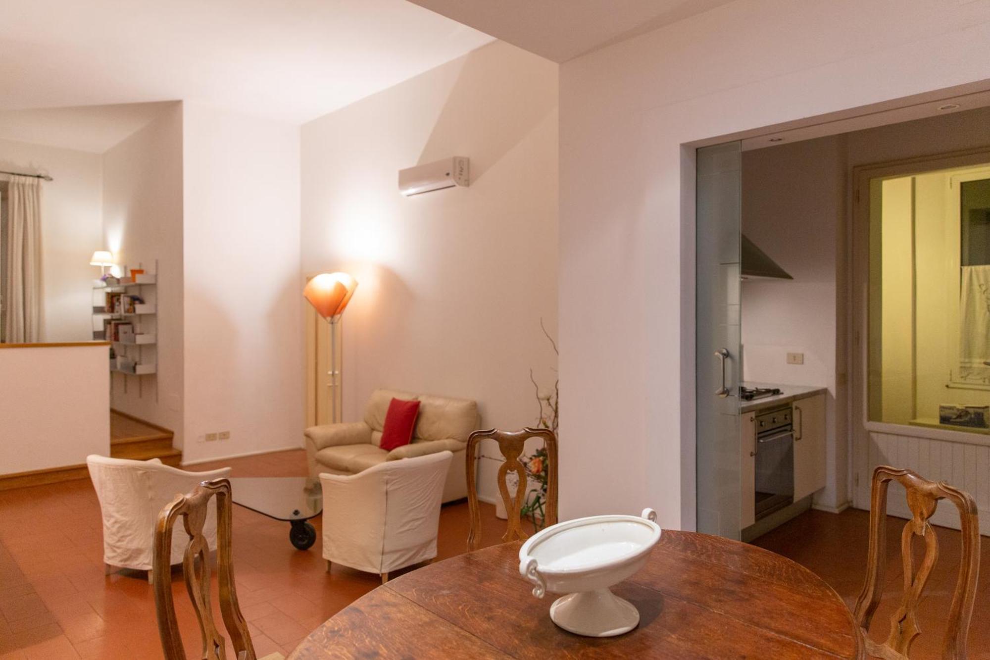 Stile & Comfort Near P. Signoria Apartamento *